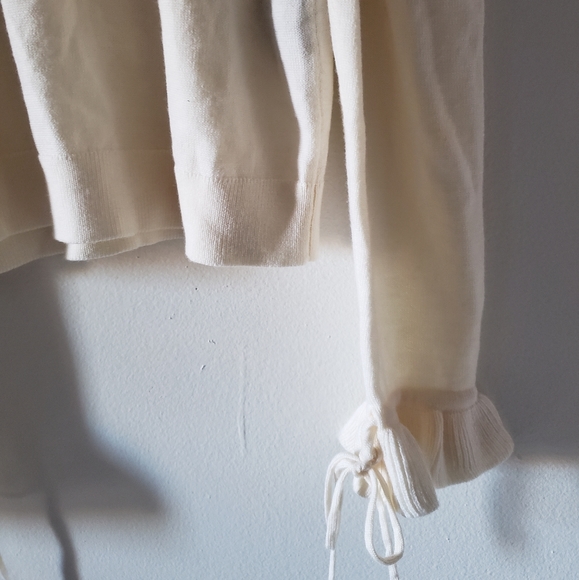 The Kooples Cold Shoulder Ruffle Merino Wool Knit flounce Sweater 3 cream large - Picture 11 of 15